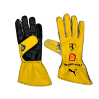 2025 Scuderia Ferrari F1 Team Silverstone Gloves